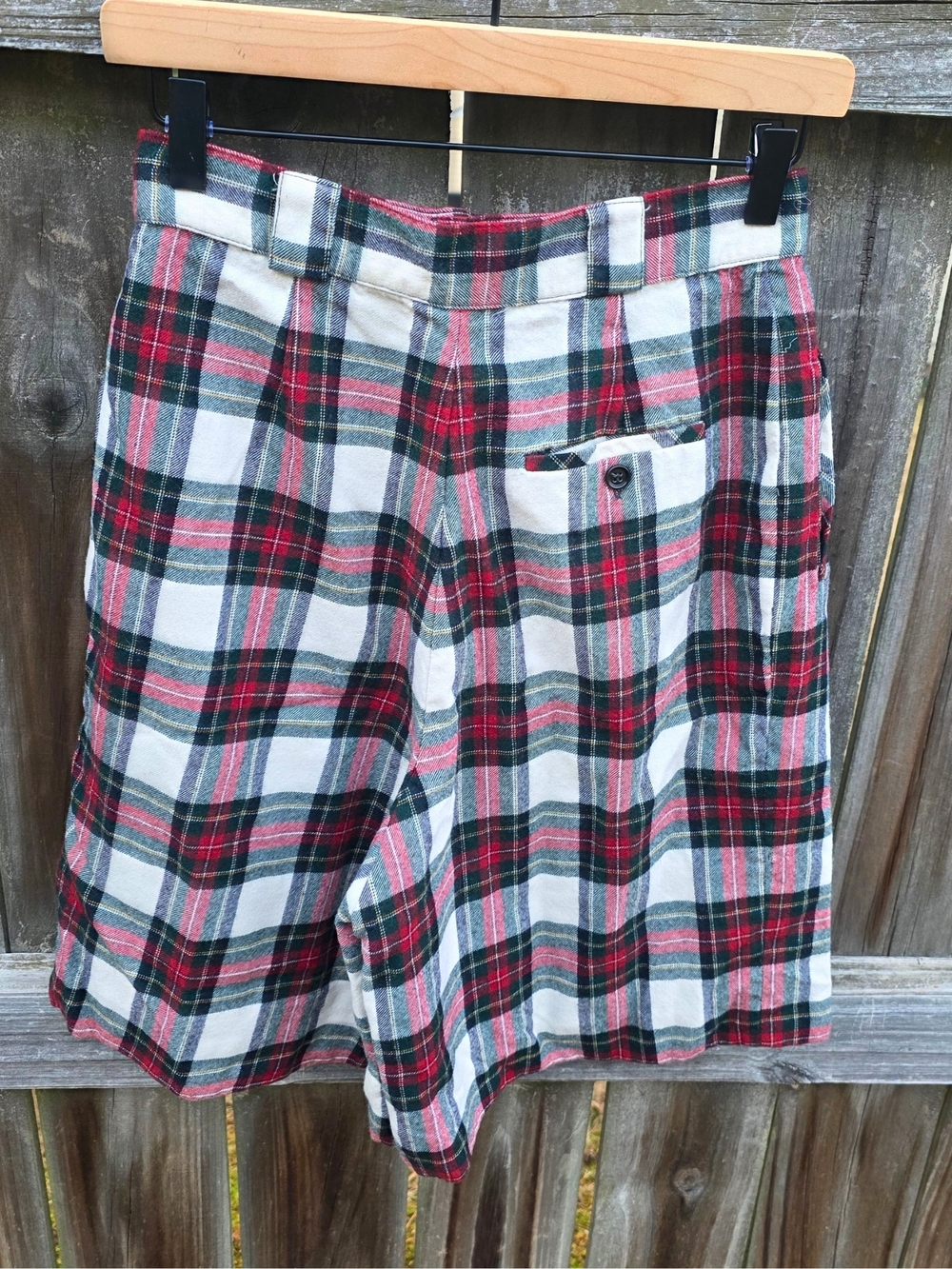 Vintage Wool Plaid Pleated Shorts Womens 10 Tartan High Waist Preppy Golf - Picture 6 of 15